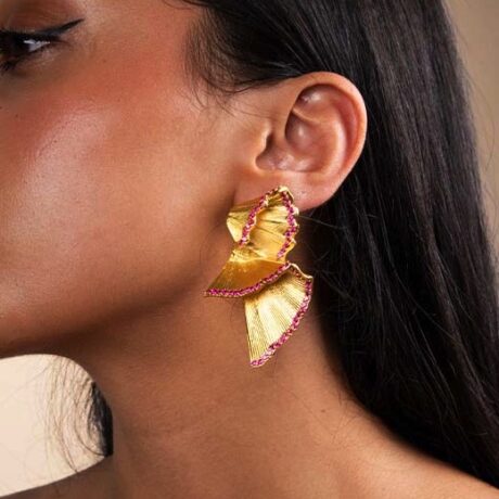 Sketch Curl Fuchsia Earring