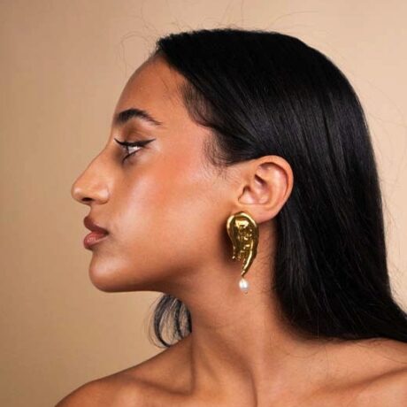 Pearl Spill Earring